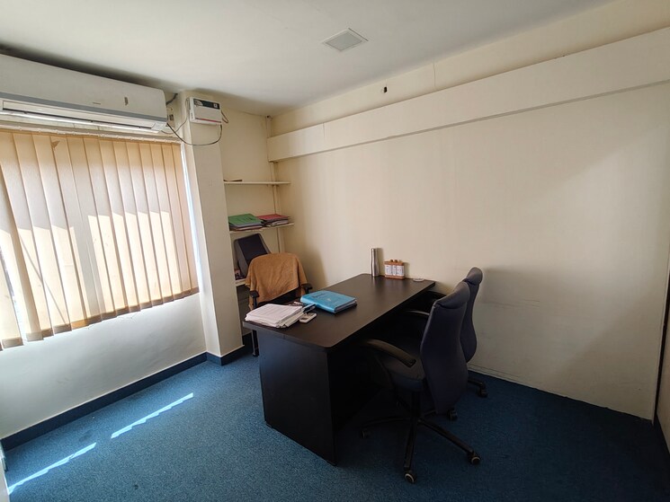 Team Area, nungambakkam Commercial Office Space in IT/SEZ 2400 Sq.Ft. In Nungambakkam Chennai 9248502