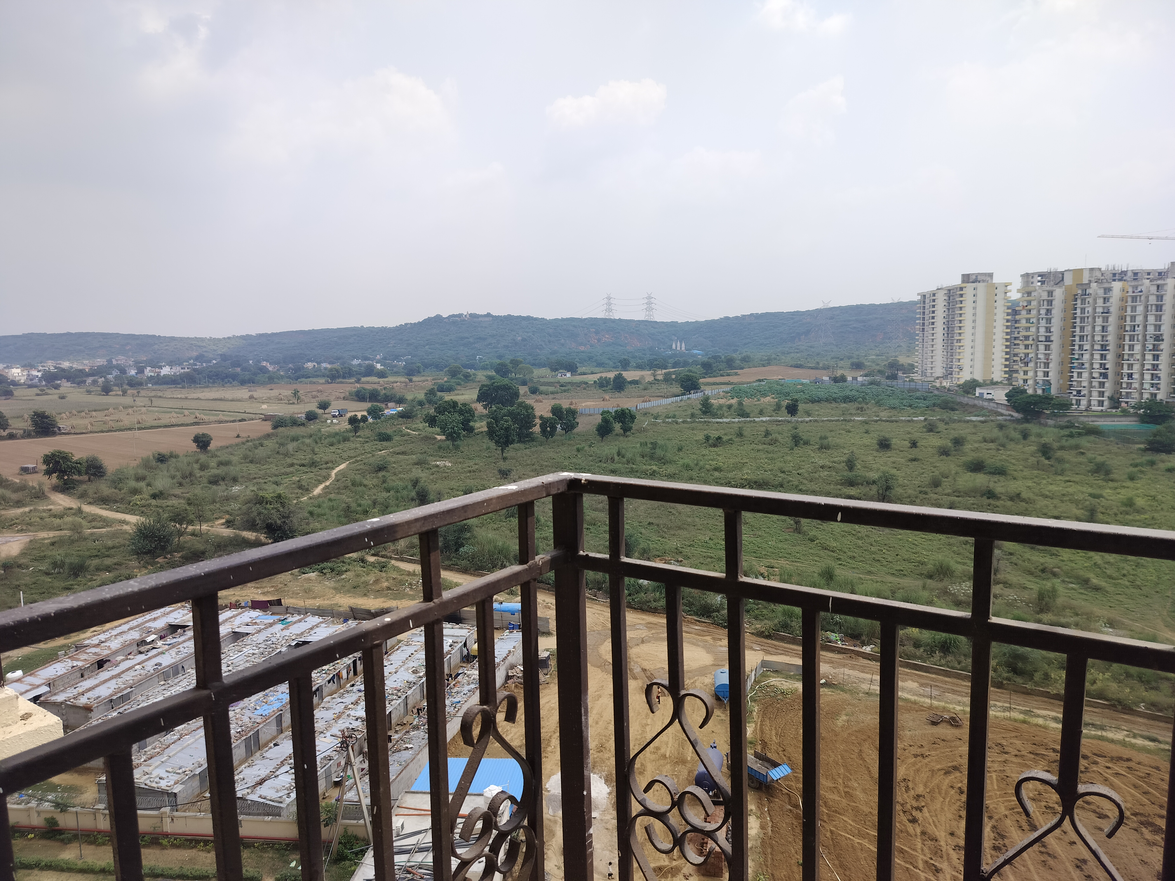 3 BHK 732 Sq.Ft. Apartment in Signature Global Golf Greens