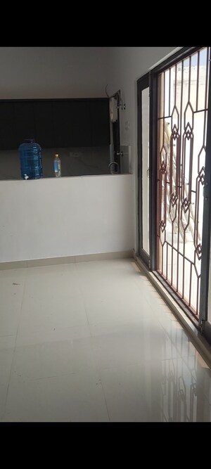 2 BHK Builder Floor For Rent in Beta Ii Greater Noida