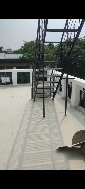 Staircase in 2 BHK Builder Floor at Beta Ii Greater Noida – for Rent