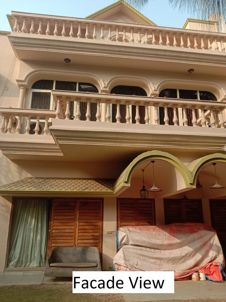 Exterior View, anand niketan 3 Bedroom 600 Sq.Yd. Builder Floor In Anand Niketan Delhi 9248539