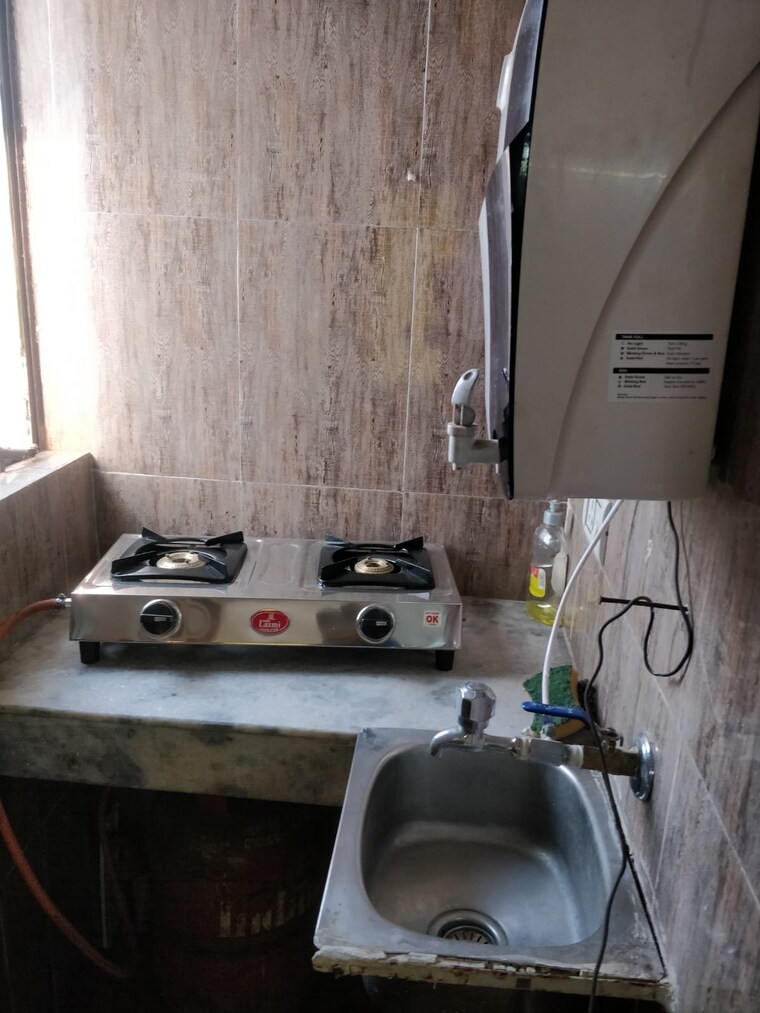 Master Bedroom, chittaranjan park 1 RK 700 Sq.Ft. Builder Floor In Chittaranjan Park Delhi 9248548