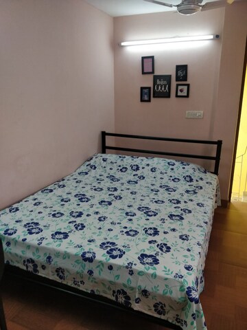Bedroom in 1 RK Builder Floor at Chittaranjan Park – for Rent