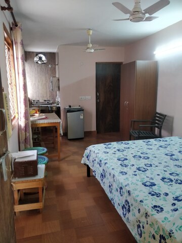 1 RK Builder Floor For Rent in Chittaranjan Park
