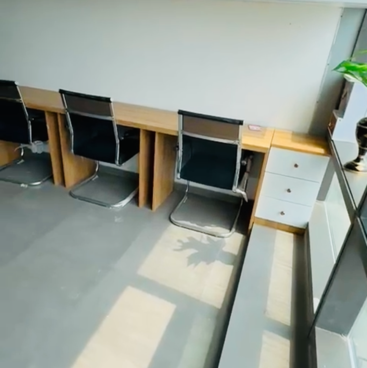 Office Space For Rent in Galaxy Blue Sapphire Plaza