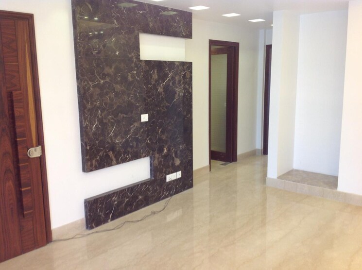 Room, defence colony 3 Bedroom 217 Sq.Yd. Builder Floor In Defence Colony Delhi 9248568