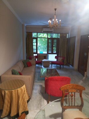 Bedroom in 3 BHK Builder Floor at Defence Colony – for Rent