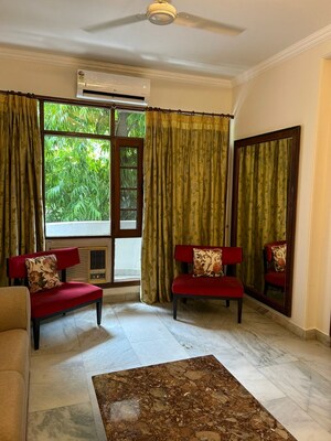 Living Room in 3 BHK Builder Floor at Defence Colony – for Rent