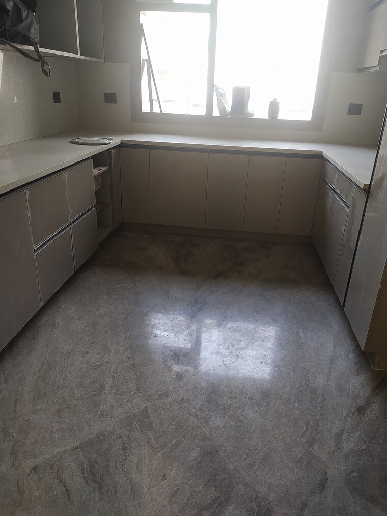 Room, godrej-woods 4 Bedroom 45000 Sq.Ft. Builder Floor In Sector 43 Noida 9248576