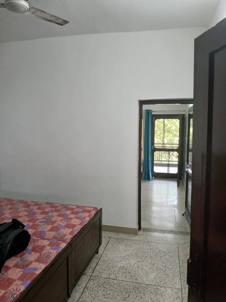 Bedroom, sector 38 2 Bedroom 3300 Sq.Ft. Builder Floor In Sector 38 Chandigarh 9248578