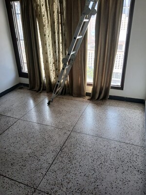 Building Lobby in 2 BHK Builder Floor at Sector 38 – for Rent