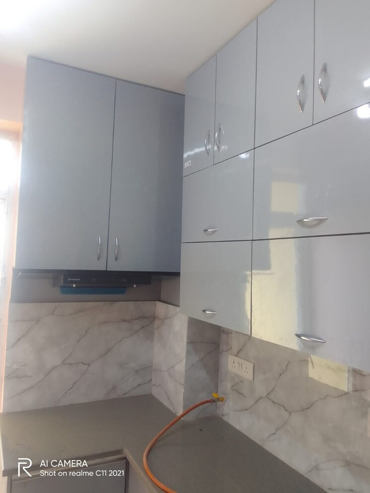 Bathroom, windsor-paradise-2 3 Bedroom 834 Sq.Ft. Apartment In Raj Nagar Extension Ghaziabad 9248579