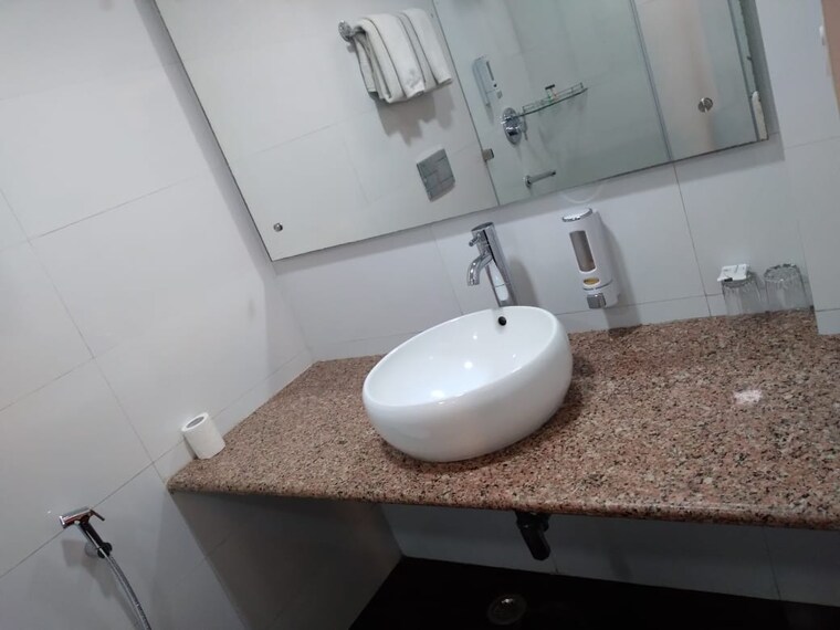 Bathroom, greater kailash i 2 Bedroom 300 Sq.Yd. Builder Floor In Greater Kailash I Delhi 9248598