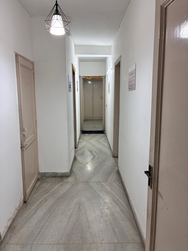 undefined, greater kailash i 3 Bedroom 250 Sq.Yd. Builder Floor In Greater Kailash I Delhi 9248601