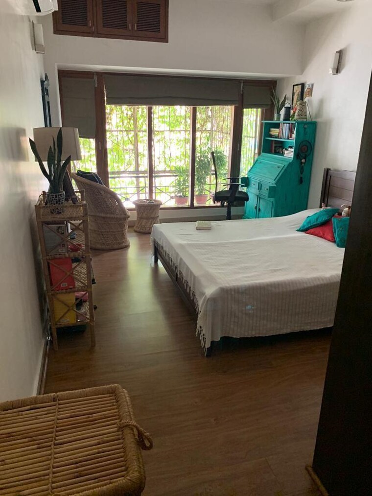 Bedroom, greater kailash ii 3 Bedroom 300 Sq.Yd. Builder Floor In Greater Kailash ii Delhi 9248606