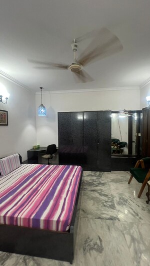 Bedroom in 3 BHK Builder Floor at Jungpura Extension – for Rent