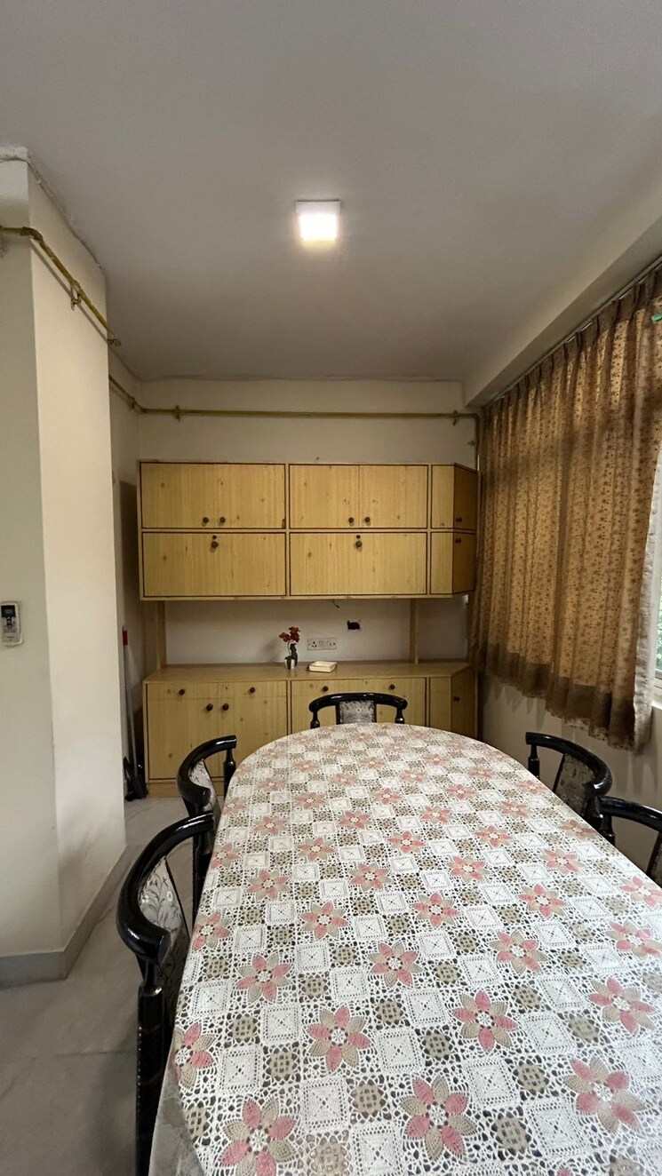 Kitchen, jungpura extension 3 Bedroom 200 Sq.Yd. Builder Floor In Jungpura Extension Delhi 9248613