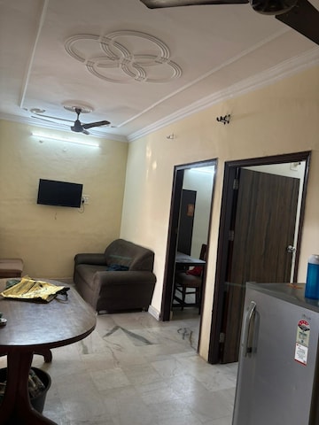 Master Bedroom in 2 BHK Builder Floor at Jungpura Extension – for Rent
