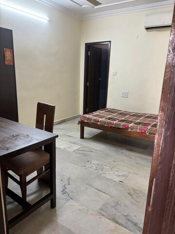 Bedroom in 2 BHK Builder Floor at Jungpura Extension – for Rent