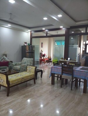 Gym in 3 BHK Builder Floor at Palam Vihar Residents Association, Palam Vihar – for Rent