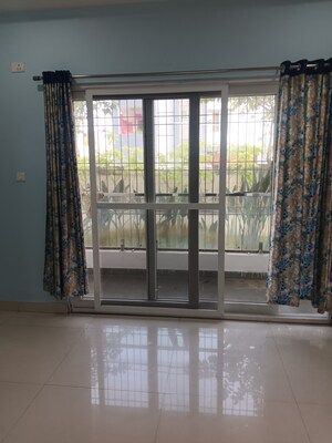 Room in 3 BHK Apartment at Manikonda – for Rent