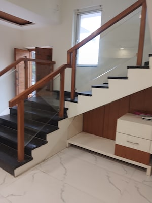 Staircase in 3 BHK Villa at Kokapet One, Gandipet – for Rent