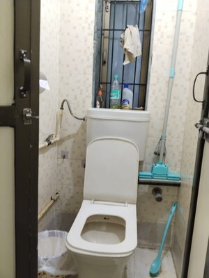 2 BHK Apartment For Rent in Atlanta Heights, Prabhadevi