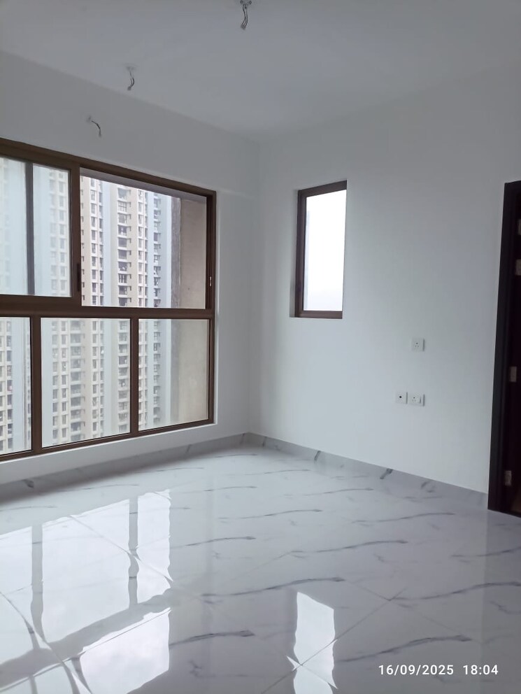 Room, puranik-hometown 1 Bedroom 438 Sq.Ft. Apartment In Ghodbunder Road Thane 9248676
