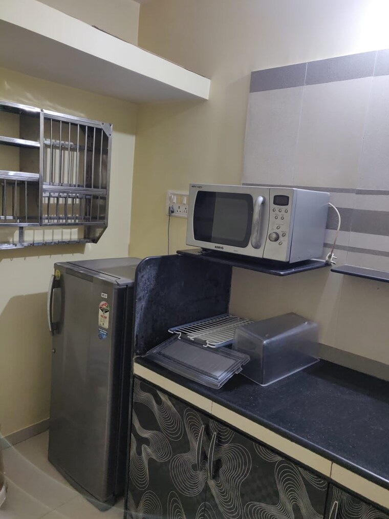 Kitchen, rosa-elite 1 Bedroom 685 Sq.Ft. Apartment In Bhayandarpada Thane 9248686