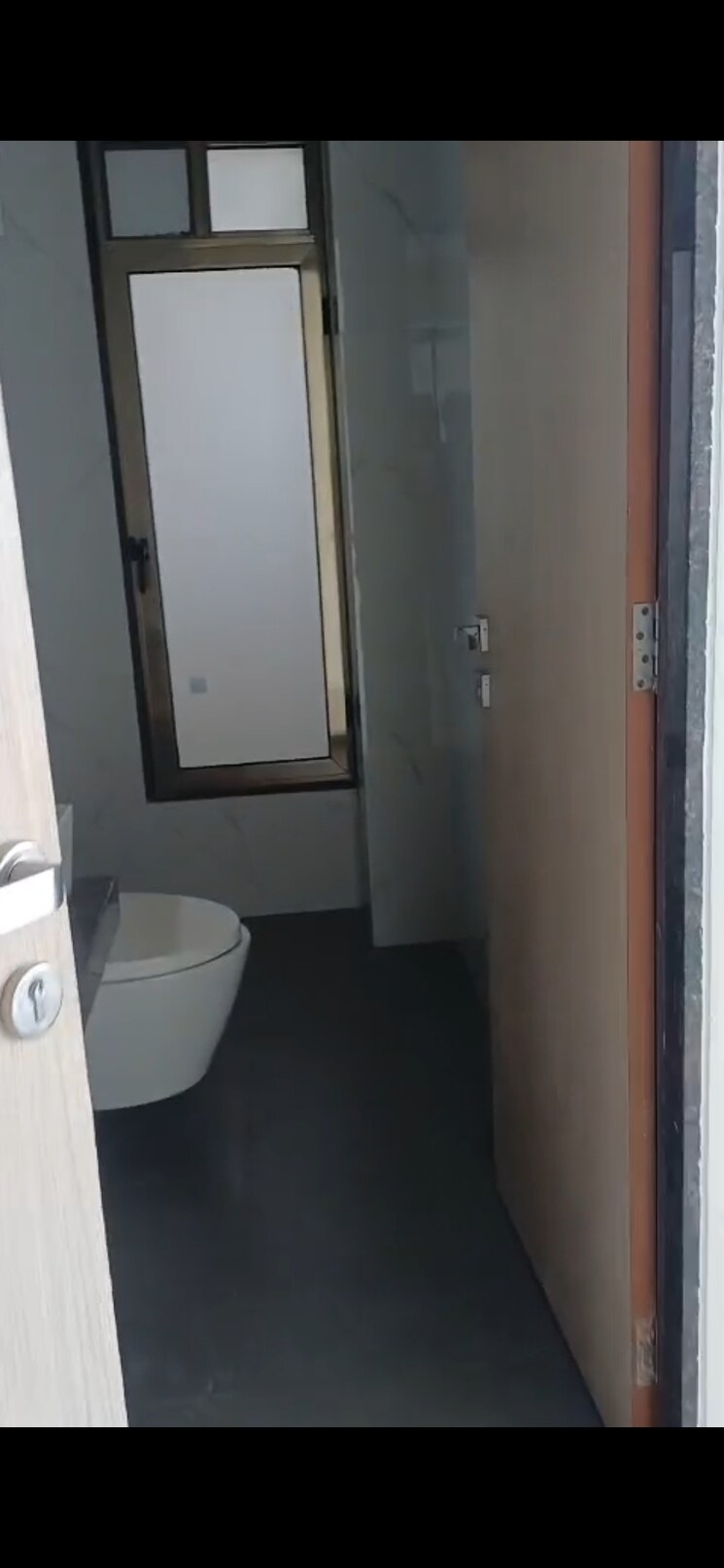 Bathroom, richa-park-mist 2.5 Bedroom 1000 Sq.Ft. Apartment In Dadar West Mumbai 9248709