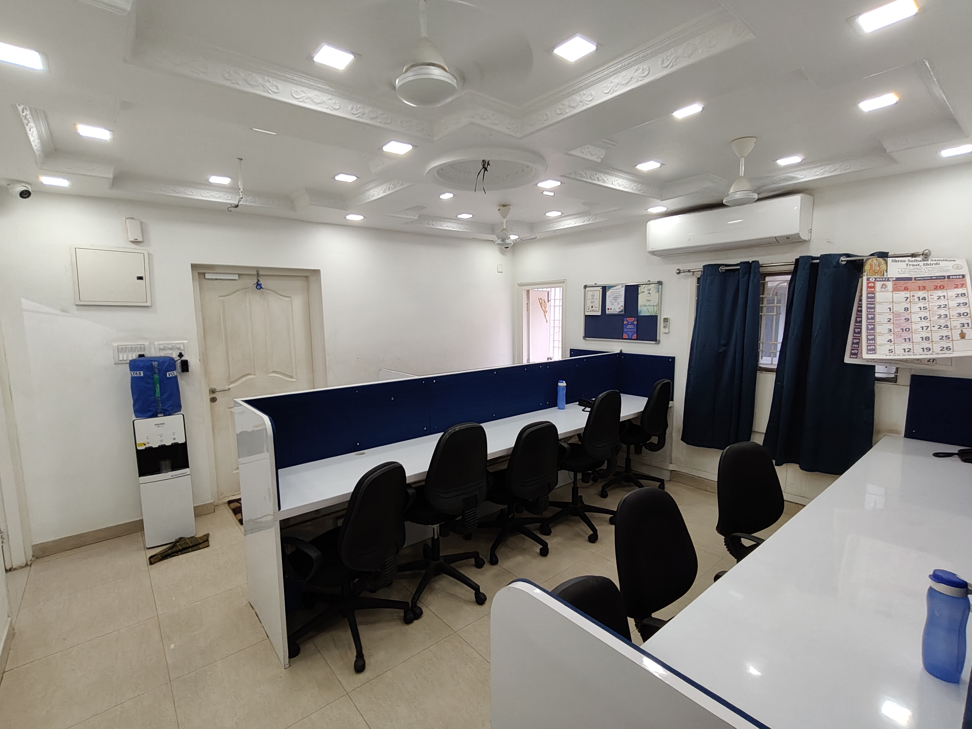 Office Space in IT/SEZ For Rent in 12 Workstation Furnished 