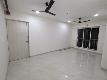 Room in 1 BHK Apartment at Kavya Residency Thane, Ghodbunder Road – for Rent