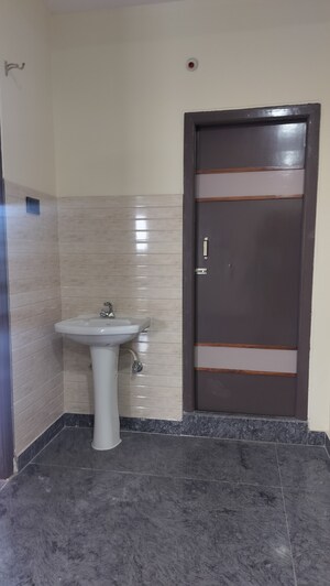 Bathroom in 3 BHK Apartment at Banjara Hills – for Rent