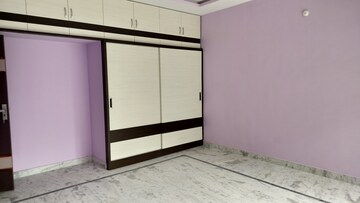 Room in 3 BHK Apartment at Banjara Hills – for Rent