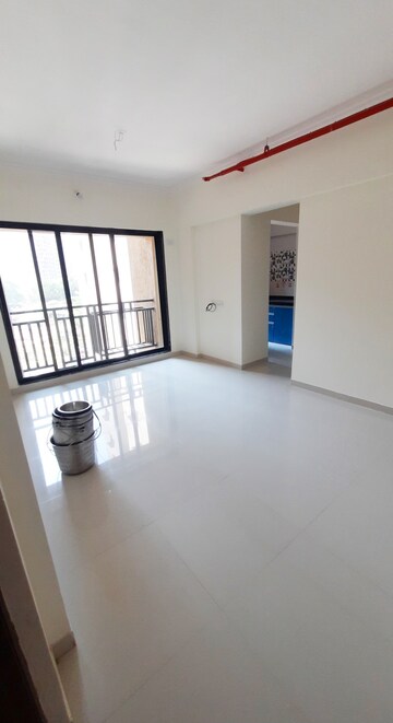 Room in 1 BHK Apartment at Kavya Residency Thane, Ghodbunder Road – for Rent