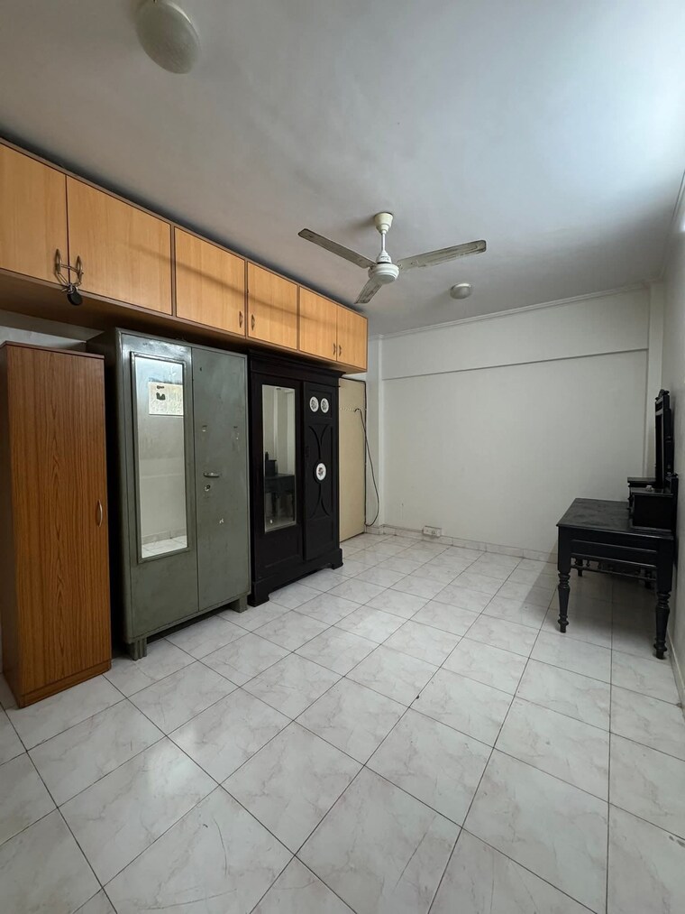 Room, malad west Pg For Girls In Malad West 9248767