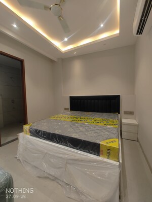 Bedroom in 1 BHK Builder Floor at Sector 52 – for Rent