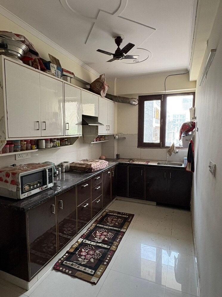 Kitchen, sector 23a 2 Bedroom 1050 Sq.Ft. Builder Floor In Sector 23a Gurgaon 9248778