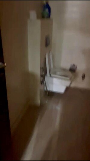 Master Bedroom in 5 BHK Villa at Sector 50 – for Sale