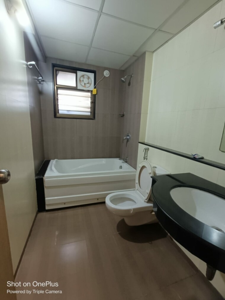 Bathroom, paranjape-blue-ridge 2 Bedroom 1020 Sq.Ft. Apartment In Hinjewadi Pune 9248809