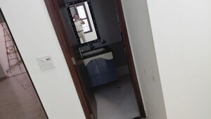 Furnished Amenities in 3 BHK Apartment at Sector 57 – for Rent