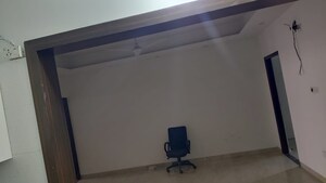 Furnished Amenities in 3 BHK Apartment at Sector 57 – for Rent