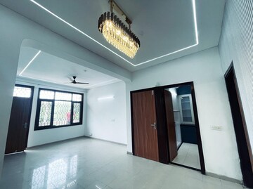 Room in 3 BHK Apartment at Sector 57 – for Rent