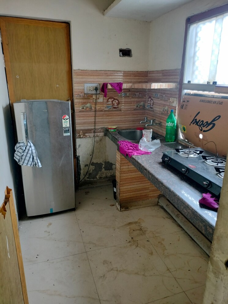 Kitchen, indira nagar 2 Bedroom 800 Sq.Ft. Builder Floor In Indira Nagar Lucknow 9248878