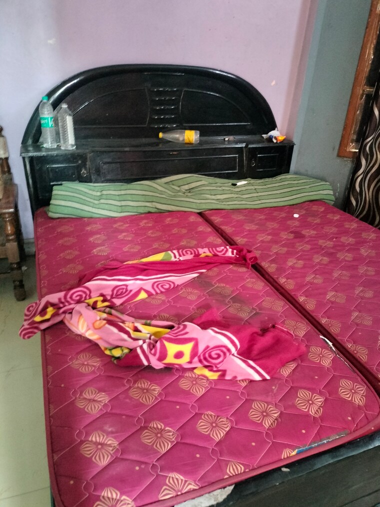 Bedroom, indira nagar 2 Bedroom 800 Sq.Ft. Builder Floor In Indira Nagar Lucknow 9248878