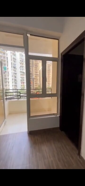 Room in 2 BHK Apartment at Divyansh Flora, Sector 16c Greater Noida – for Sale