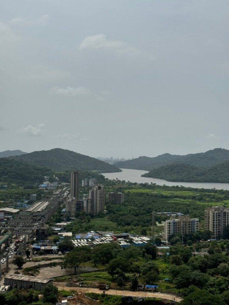 Exterior View, lodha-splendora 2 Bedroom 771 Sq.Ft. Apartment In Ghodbunder Road Thane 9241025