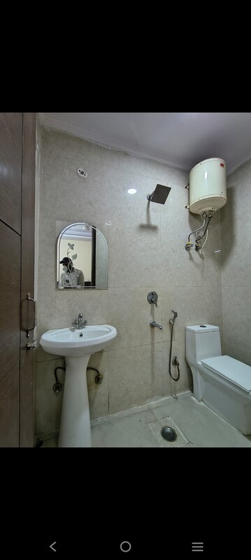 Bathroom in 2 BHK Builder Floor at Saket – for Rent