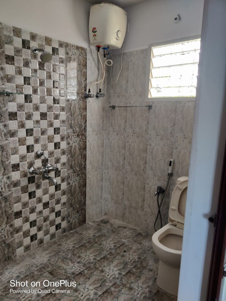 Bathroom, indiranagar 2 Bedroom 1000 Sq.Ft. Builder Floor In Indiranagar Bangalore 9248977
