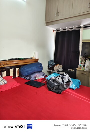 Living Room in 1 BHK Apartment at Halasuru – for Rent